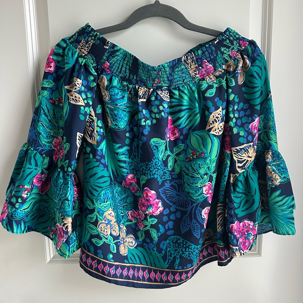 Lilly Pulitzer Off-Shoulder Blouse XXS in Low Tide Navy Life of the Party